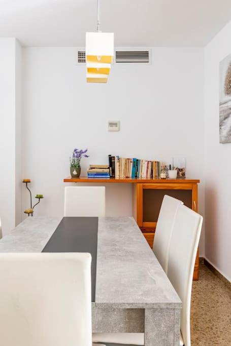 Amplio Piso Para Disfrutar Del Centro De Malaga Con Parking Gratuito المظهر الخارجي الصورة