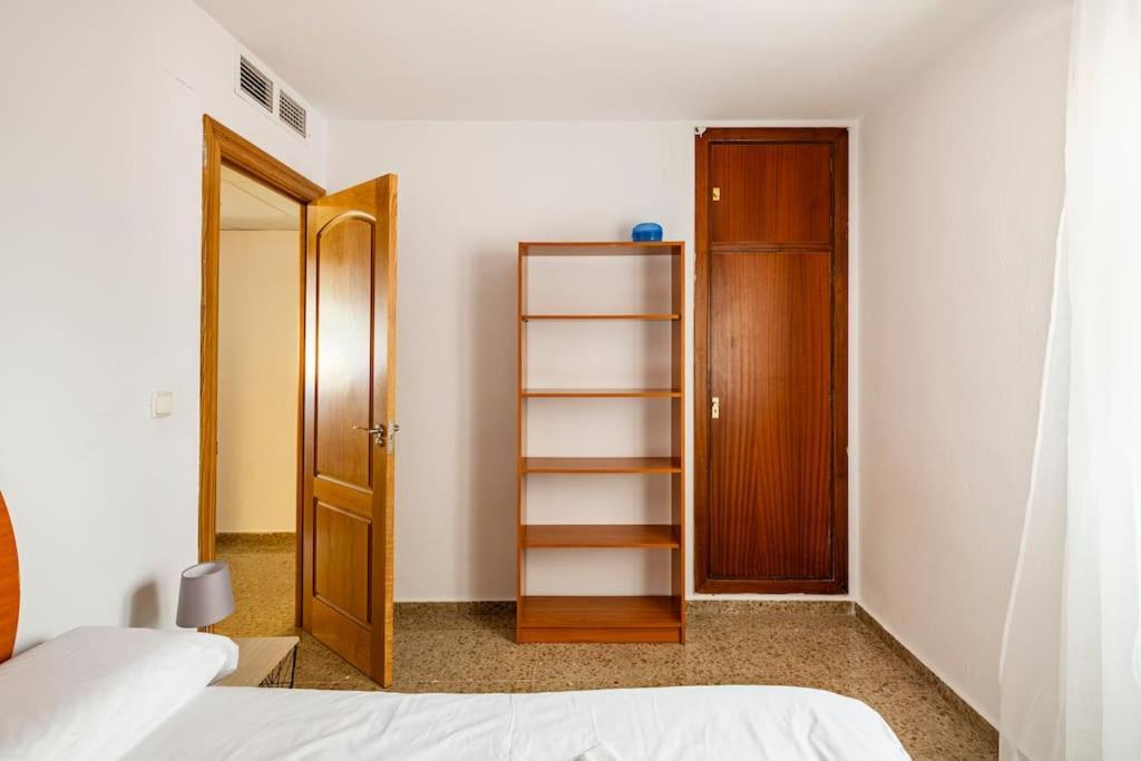 Amplio Piso Para Disfrutar Del Centro De Malaga Con Parking Gratuito المظهر الخارجي الصورة